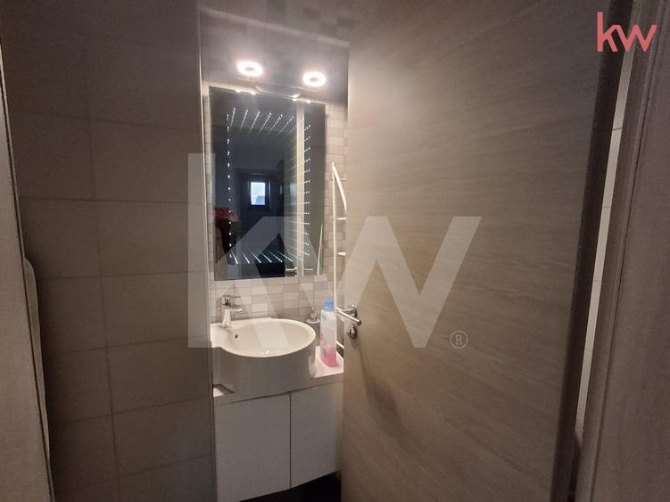 Apartament cu 3 camere decomandat, mobilat în Calea Severinului