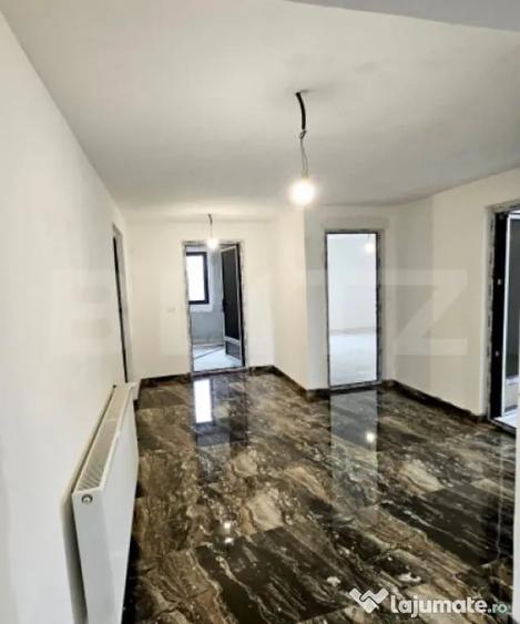 Casă cu 7 camere cu Teren 600 Mp în Central