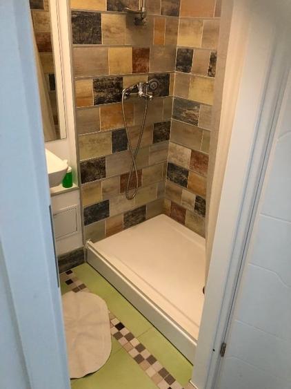 Apartament cu 3 camere semidecomandat în Ștefan cel Mare