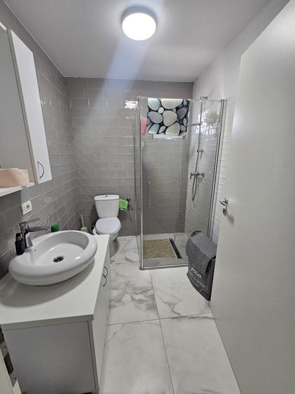 Apartament cu 2 camere decomandat în Complex Studențesc