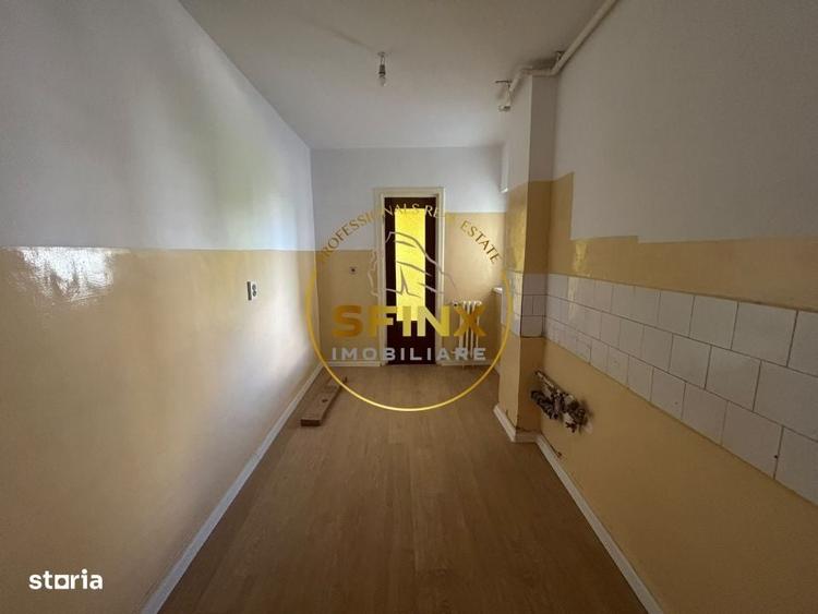 Apartament cu 4 camere în 1 Mai