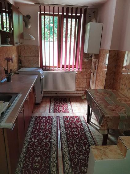 Inchiriez Ap 2 camere - 6