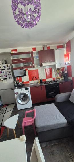 Apartament cu 2 camere decomandat în Casa de Cultură