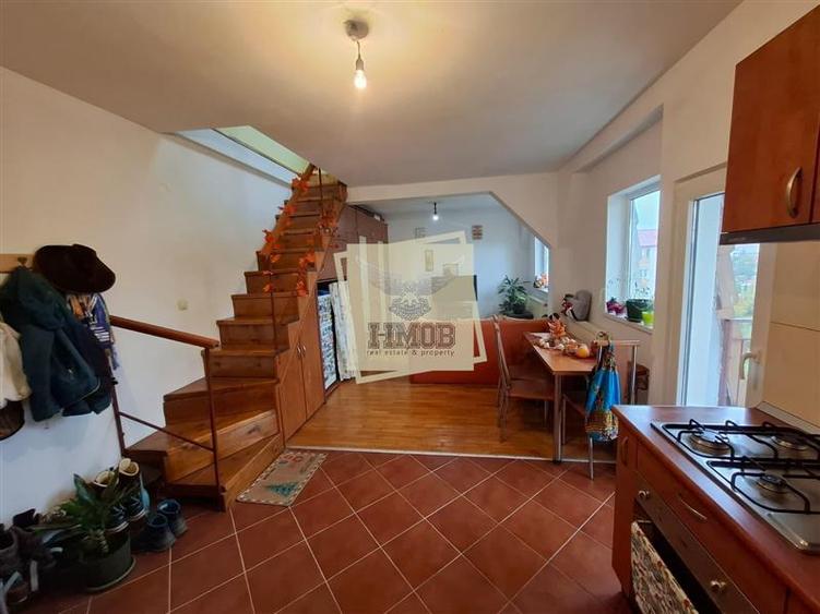 Apartament cu 2 camere semidecomandat, mobilat în Cedonia