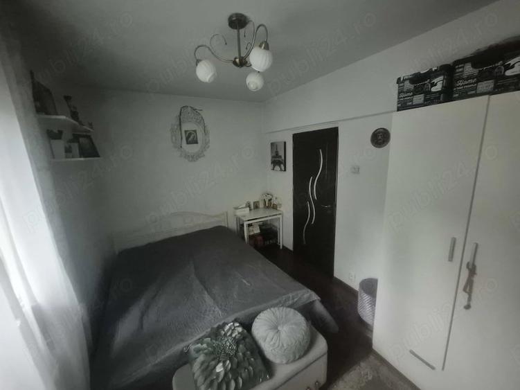Apartament cu 2 camere semidecomandat în Berceni