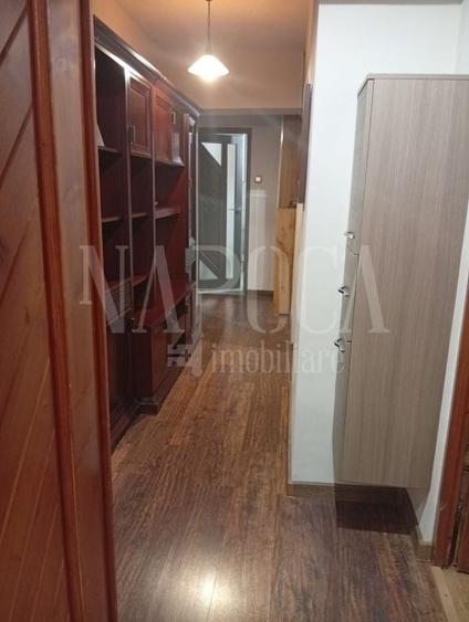 Apartament cu 4 camere decomandat în Dacia