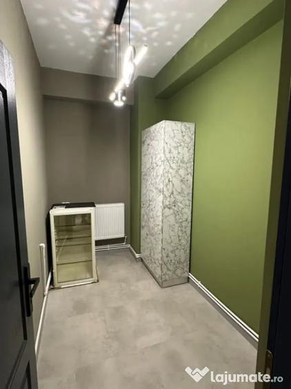Spațiu comercial, de 60 mp, în Central