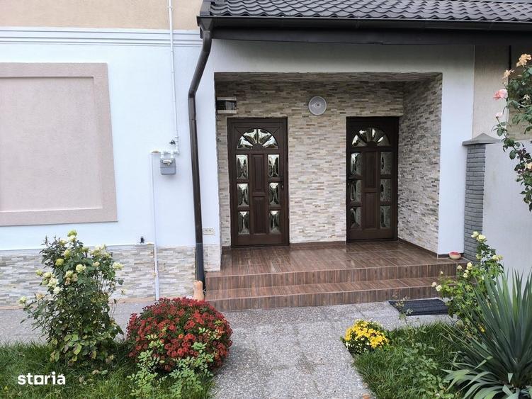Casă individuală cu 6 camere decomandat cu Canalizare în Popești-Leordeni