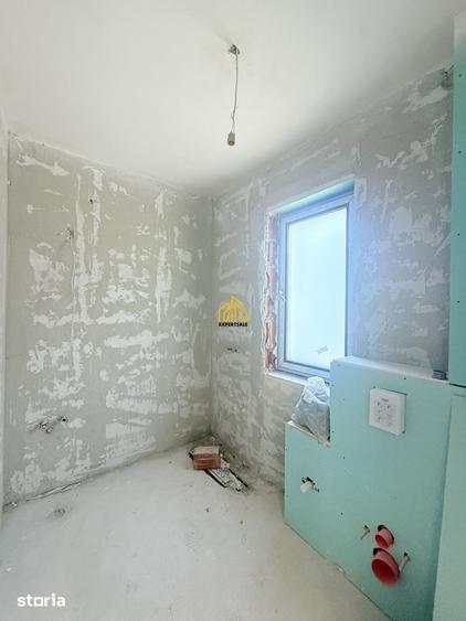Casă cu 4 camere cu Teren 220 Mp în Ghencea