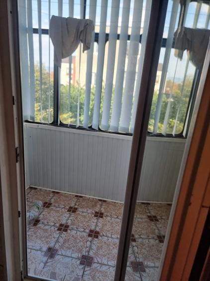 Apartament cu 2 camere decomandat, mobilat în Sud