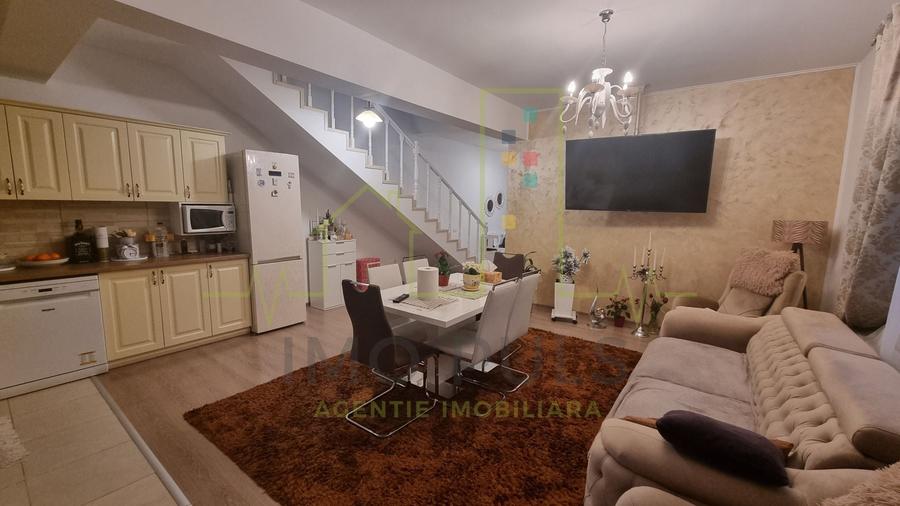 Duplex cu 4 camere cu Canalizare în Moșnița Veche