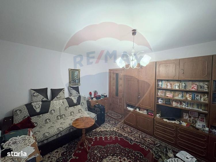 Apartament cu 2 camere nedecomandat în Alecu Russo