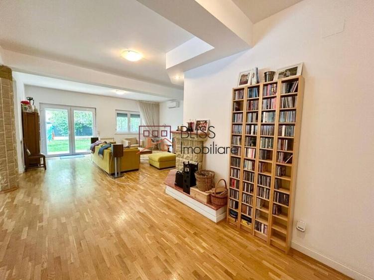 Casă cu 7 camere cu Piscina în Iancu Nicolae