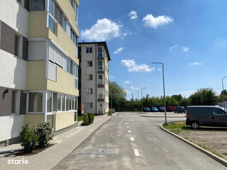 Apartament cu 3 camere în Săucești