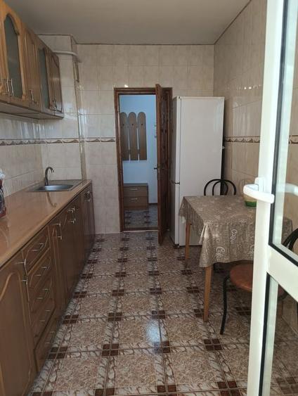 Apartament cu 2 camere decomandat în Micro 18