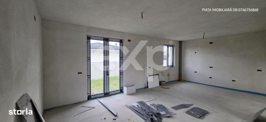 Casă cu 4 camere cu Teren 250 Mp în Matraca
