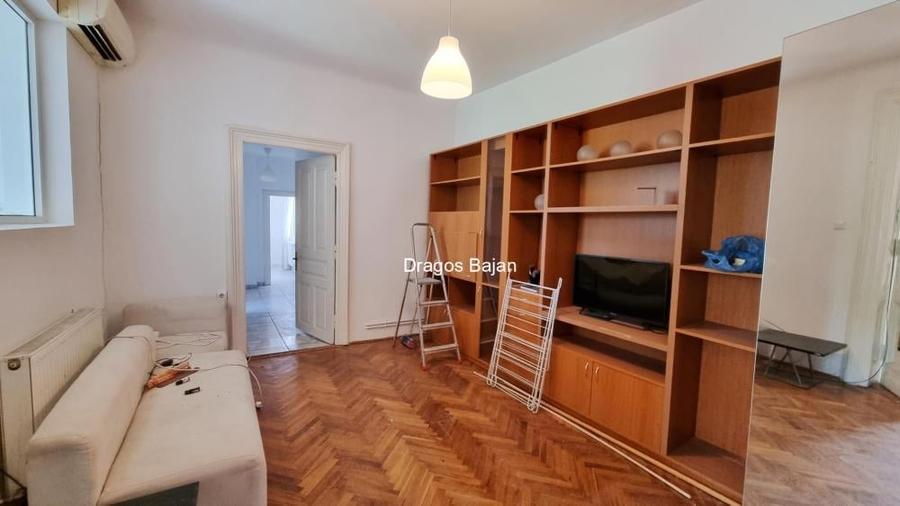 Apartament cu 4 camere decomandat în Armeneasca