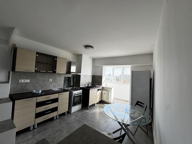 Apartament cu 2 camere decomandat în Crângași