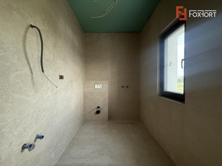 Duplex cu 4 camere cu Canalizare în Dumbrăvița