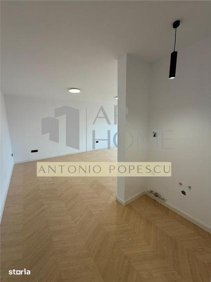 Apartament cu 4 camere în Central