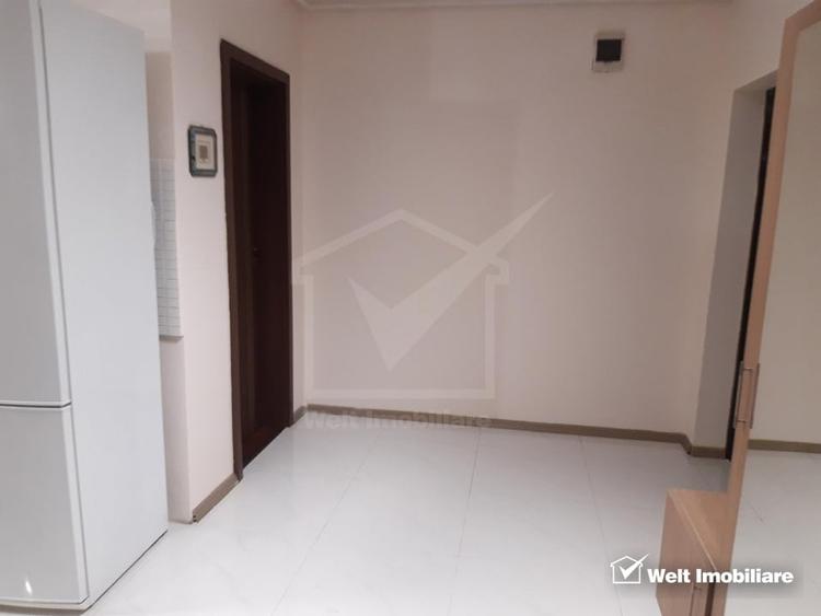 Apartament cu 2 camere semidecomandat, mobilat în Florești