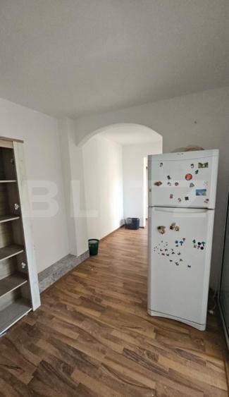 Apartament cu 3 camere decomandat, mobilat în Țiglina 3