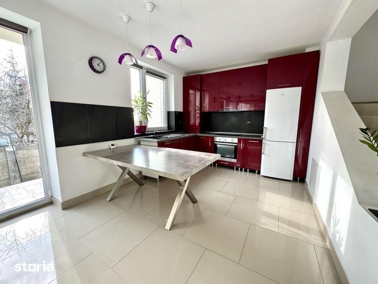 Casă cu 4 camere cu Teren 200 Mp în Zorilor