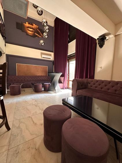Casă individuală cu 6 camere cu Piscina în Unirii
