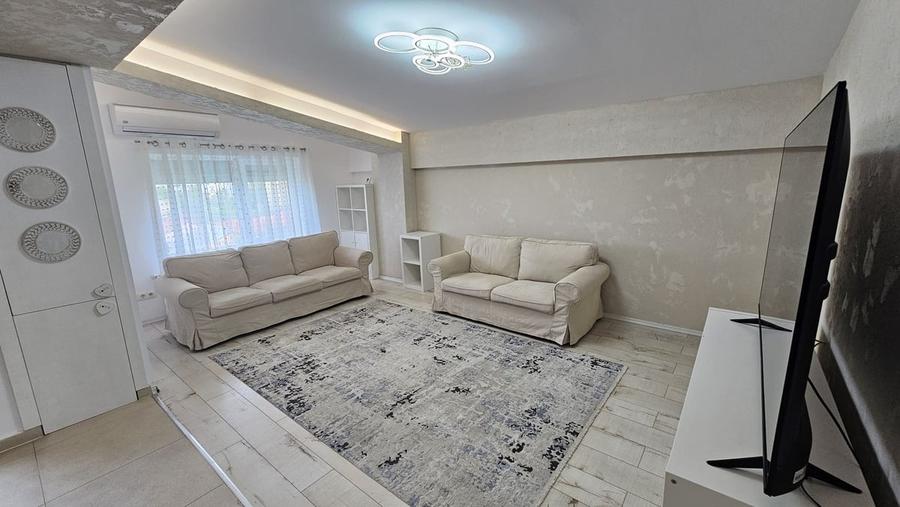 Apartament cu 3 camere decomandat în 1 Decembrie 1918