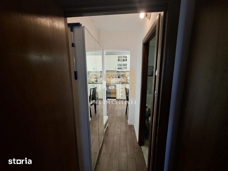 Apartament cu 3 camere semidecomandat, mobilat în Astra