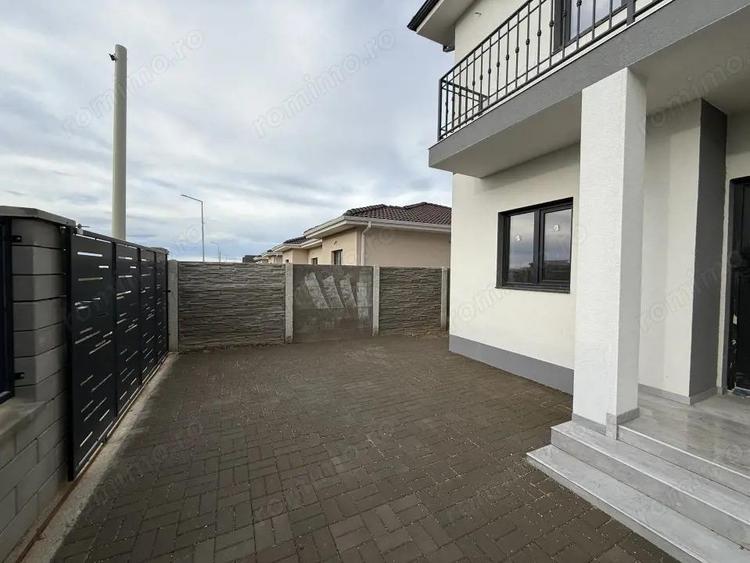 Casă cu 4 camere cu Teren 300 Mp în Calea Urseni