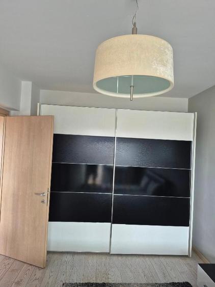 Apartament cu 2 camere decomandat în Drumul Taberei