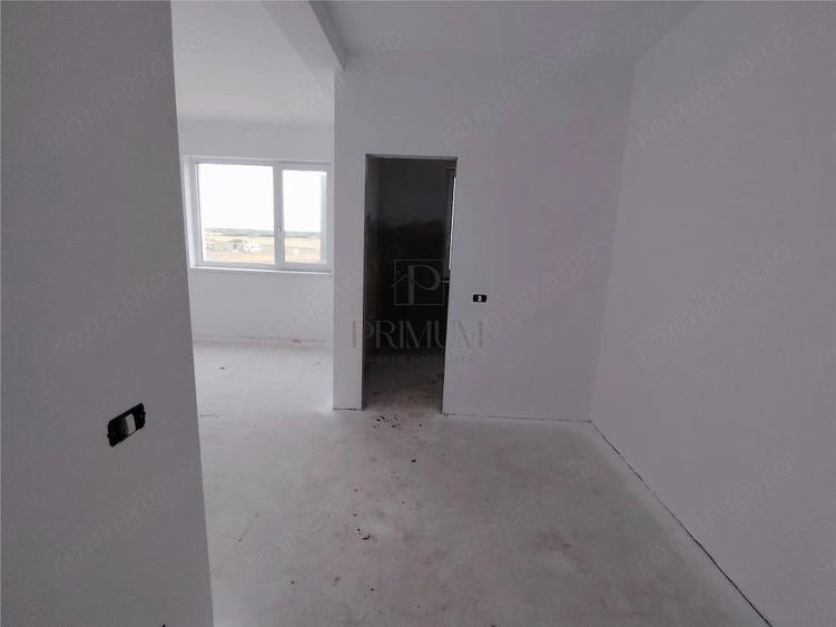 DUPLEX CU PANOURI - 5 CAMERE - 3 BAI - 8