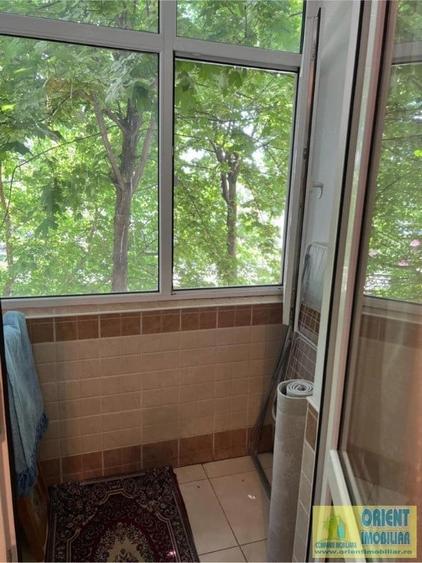 Apartament cu 2 camere semidecomandat în Gara