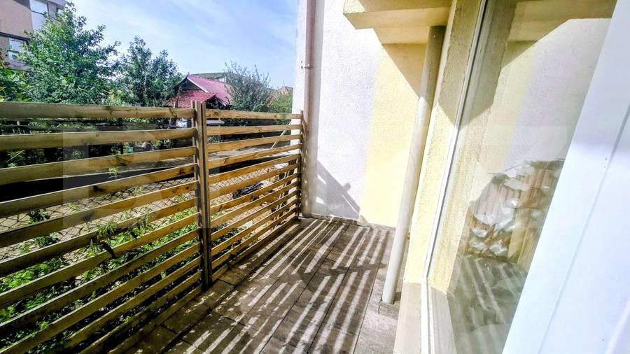 Casă cu 4 camere cu Canalizare în Florești