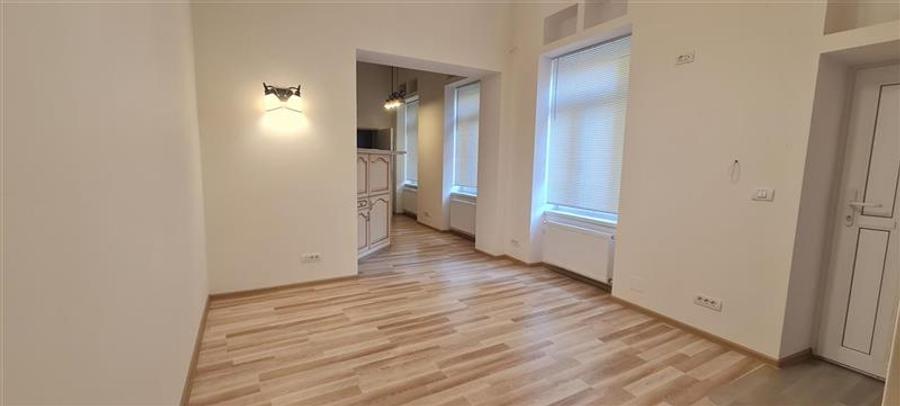 VAND APARTAMENT 3 CAMERE ULTRACENTRAL - 2
