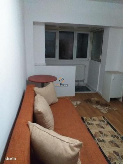 Garsonieră în Buziașului