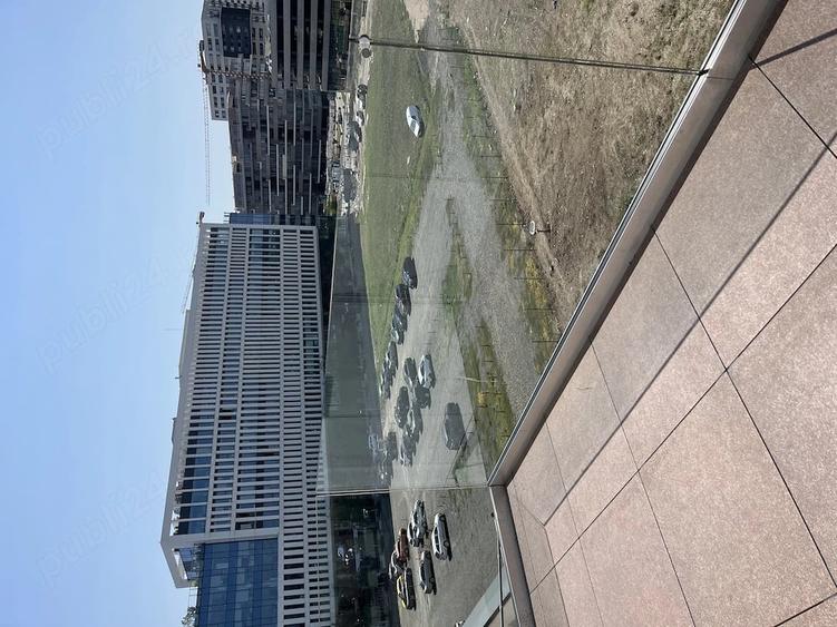 Apartament cu 3 camere decomandat în Nord