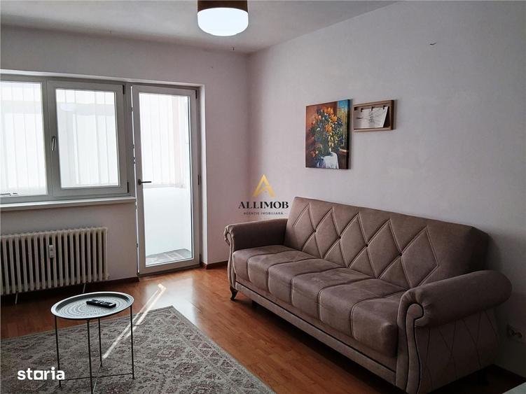Apartament cu 2 camere decomandat în Sud