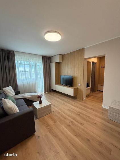 Apartament cu 2 camere semidecomandat în Tomis III