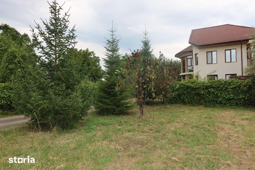 Casă cu 6 camere cu Teren 1141 Mp în Valea Călugărească