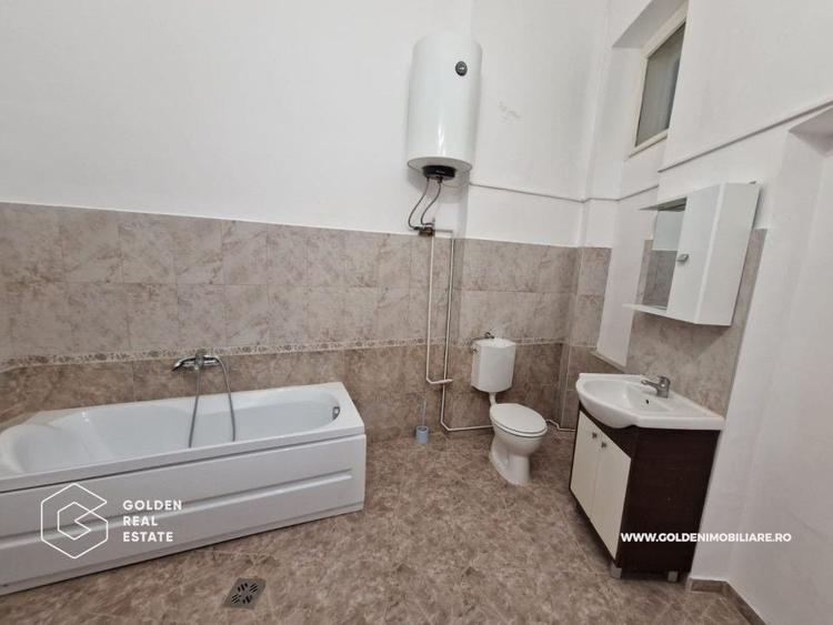 Apartament 3 camere renovat, ultracentral, etaj 3, cladirea Catedralei Catolice - 9