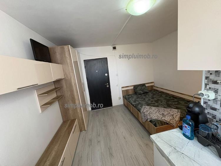 Garsonieră semidecomandată, mobilată în Berceni
