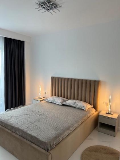 Apartament cu 2 camere semidecomandat, mobilat în Nord