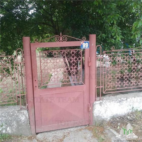 Casă individuală cu 3 camere cu Teren 3100 Mp în Poșta