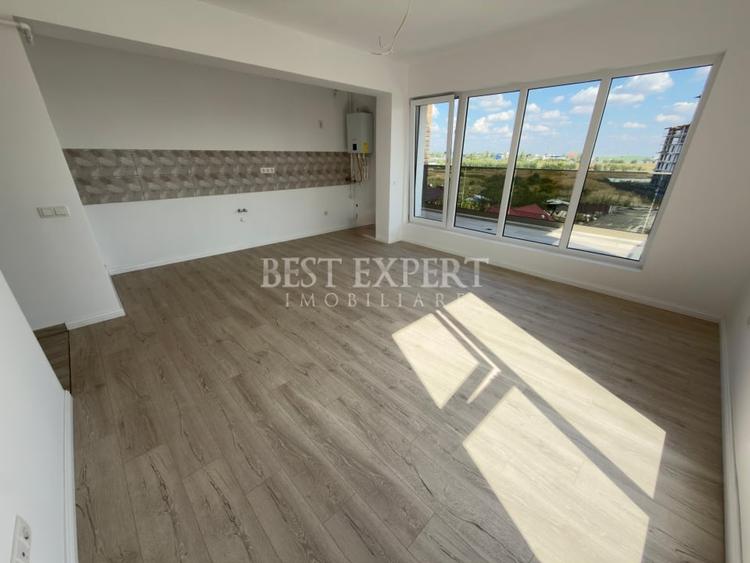 Apartament cu 3 camere semidecomandat în Theodor Pallady
