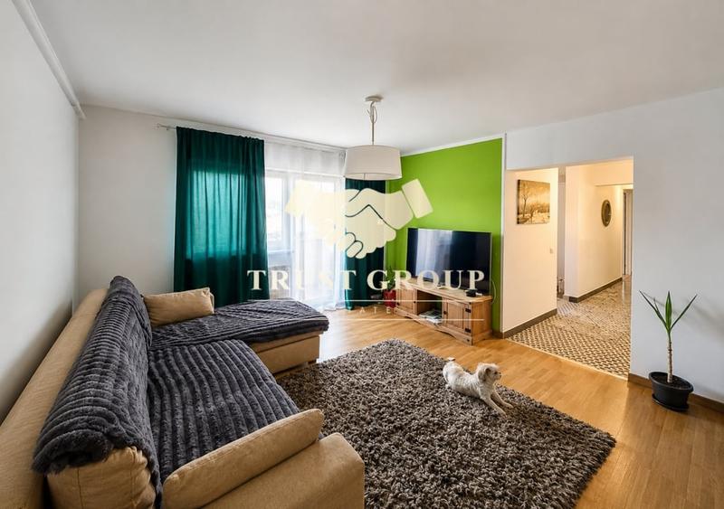 Apartament cu 4 camere decomandat, mobilat în Tei