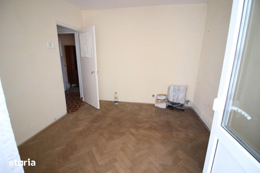 Apartament cu 2 camere în Micro 40