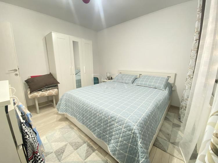 Apartament cu 2 camere decomandat, mobilat în Olteniței