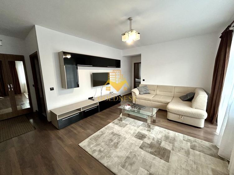 Apartament cu 3 camere semidecomandat, mobilat în Florești